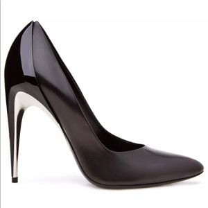 La Perla Black Leather Semi Pointed-Toe Pumps
